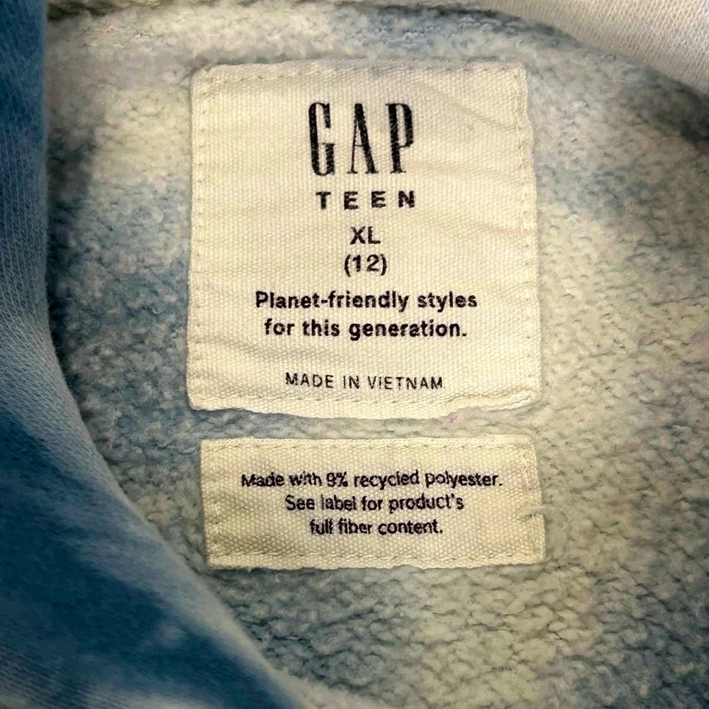 GAP teen pullover